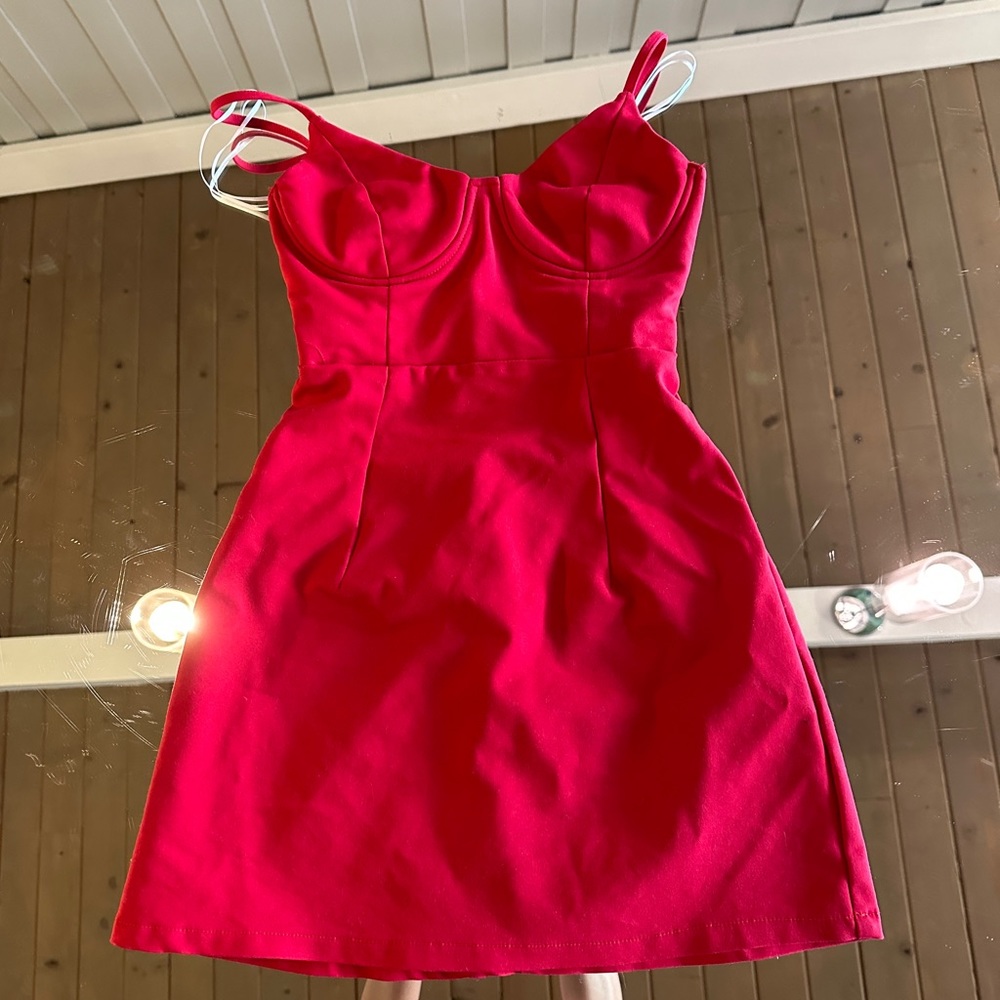 Princess Polly Novella Bustier Mini Dress size 2 (fits 00 or 0) - Picture 7 of 10